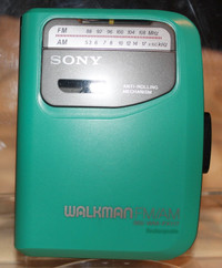 Sony Walkman WM-AF50 MEGA BASS AM/FM Radio Cassette Player