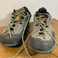 La sportiva hiking waterproof shoes