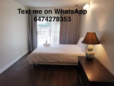 Sweet and Simple Toronto Midtown Room with Queen Bed offers a homestay experience in Toronto. The pr...
