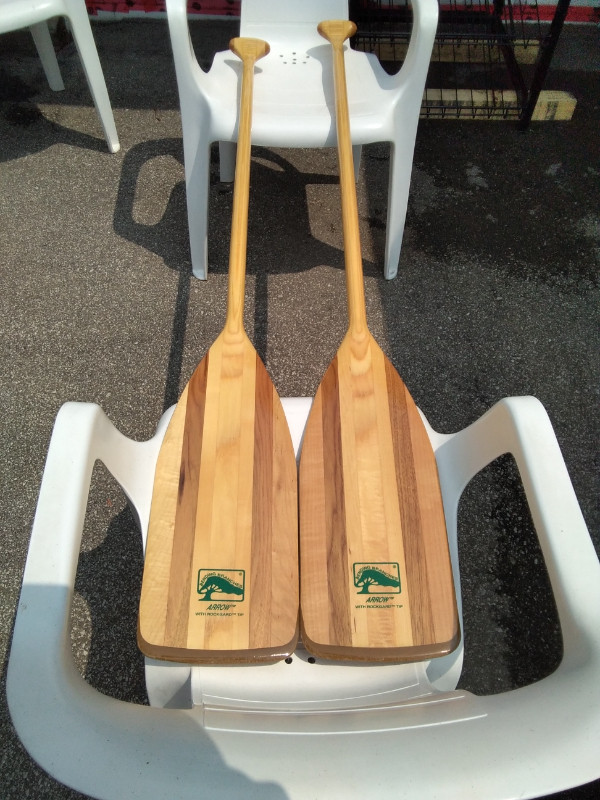 US made Bending Branches Arrow Canoe Paddles in Canoes, Kayaks & Paddles in St. Catharines