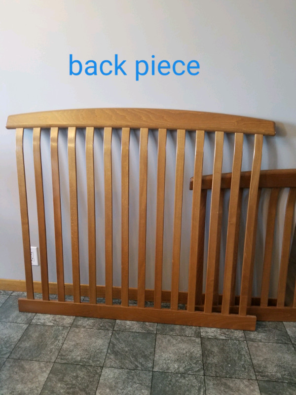 Baby crib and dresser set in Cribs in Sudbury - Image 3