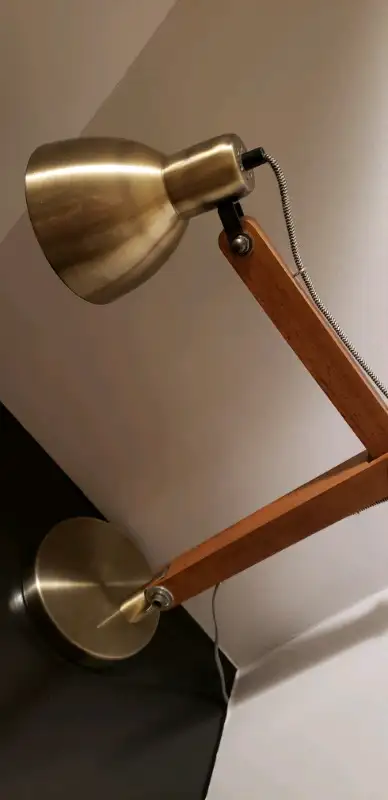 Vintage desk lamp in Indoor Lighting & Fans in Mississauga / Peel Region - Image 5