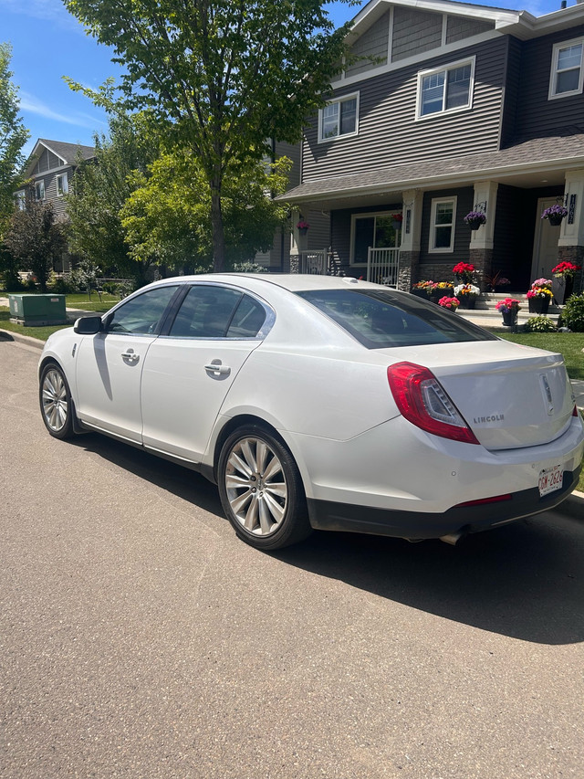 Lincoln MKS in Cars & Trucks in Edmonton - Image 3