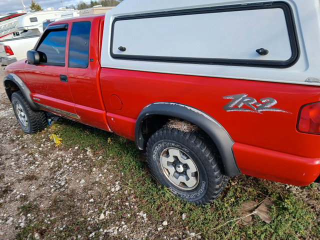 Chevy s 10 zr2 in Cars & Trucks in Owen Sound