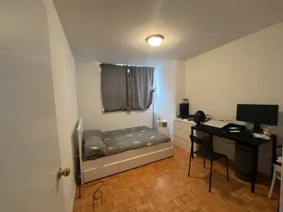 Private furnished room Don Mills x Finch near Seneca College