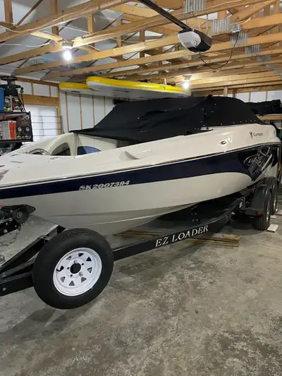 2009 Campion Chase 600 Performance 21.5 FT - 124.6 Hours - 5.7 GXT Volvo Penta engine with Volvo twi...