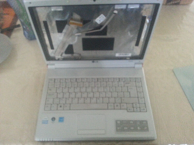 LG R410 spare parts in Laptops in Oshawa / Durham Region