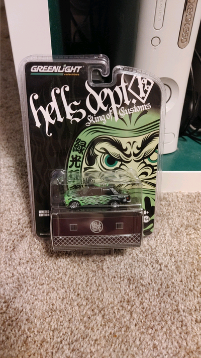 Limited edition collaboration between Greenlight and diecast custom shop Hell's Department. Green an...