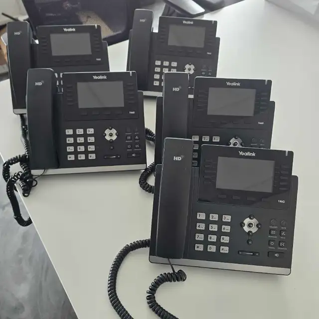 5 Telephone Ip / 5 moniteurs /  2 imprimantes @ 280$ in General Electronics in City of Montréal - Image 4