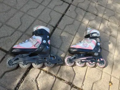 Patin à roue aligner pour fille Taille réglable de 10 à 13