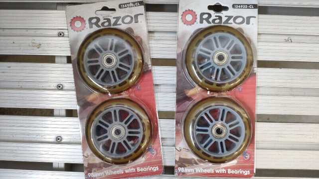 Razor Replacement Scooter Wheels with Bearings (134932-CL) in Frames & Parts in Markham / York Region