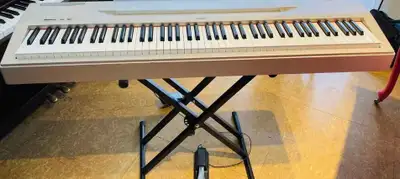 Piano Numérique Yamaha P60 / Livraison a Domicile, View more