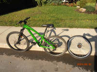 Bike 26 and 24 inch wheels (green amazing modified bike) / velo