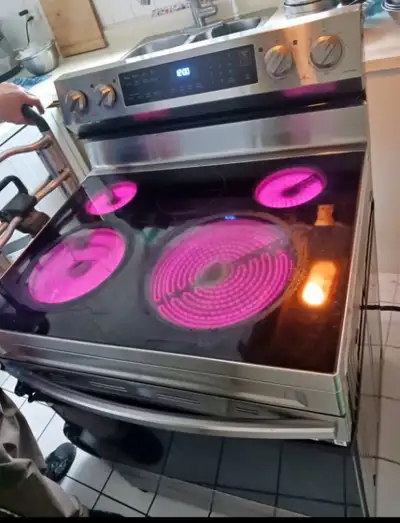Samsung stainless stove work condition delivery available , View more