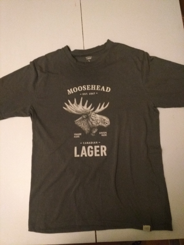 shirt: Mens Moosehead Lager Beer Logo dans Hommes  à Cambridge