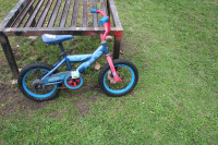 Petit vélo bicyclette d'enfant (Livraison possible)