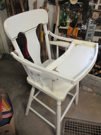 SOLID WOOD 1930s CHILDS LIFT TOP HIGH CHAIR $30 YARD PATIO DECOR