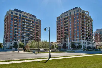 Prime Oakville Apartment For Lease