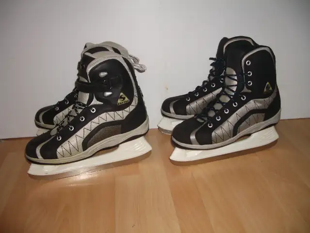 patins chaud _ SOFTEC _ size 10 US men or 11 US homme warm soft in Skates & Blades in City of Montréal - Image 7