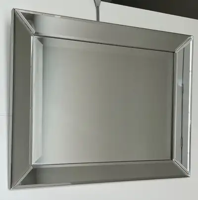 Mirror with bevelled mirror frame, View more