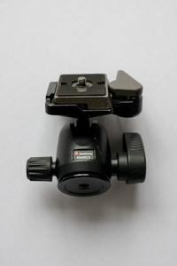 Manfrotto 494RC2 Mini Ball Head with 200PL-14 QR Plate