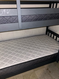 Brand new bunk bed with 2 mattresses 