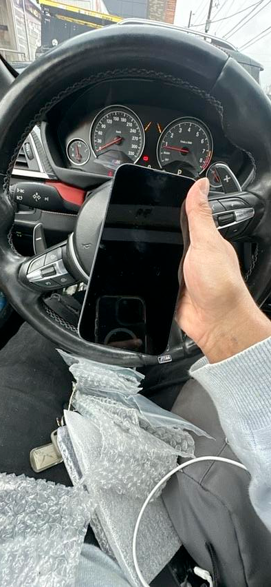 iPhone 14 plus 128gb **Airpods Pkg/Delivery**, View more