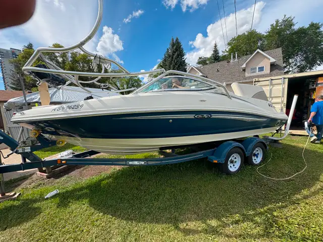 2007 Sea Ray 210 boat63006661855107123