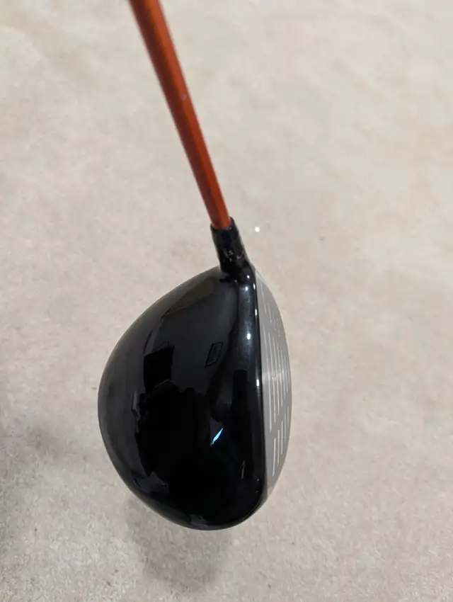 Srixon Z765 driver. Right handed, 9.5° X-Stiff. Mint. 100$ in Golf in Winnipeg - Image 7