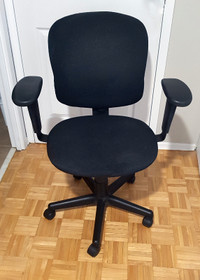 Black Improv desk chair