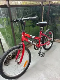 Selling kids bicycle 