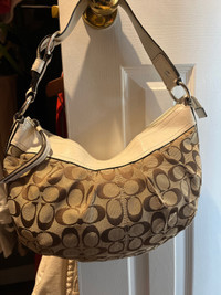 Coach purse- classic design