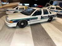 Chevrolet Caprice U/T Police Rosemère diecast 1/18 Die cast