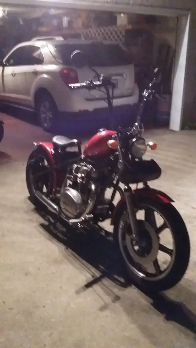 Yamaha XS 650 Bobber Motorcycle in Street, Cruisers & Choppers in Edmonton - Image 8