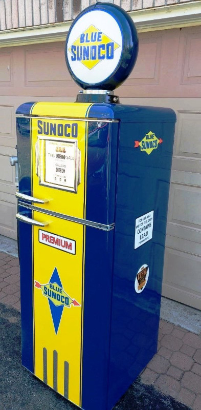 BRAND NEW "RETRO STYLE" "GAS PUMP" FRIDGE IN BLUE SUNOCO BRAND in Arts & Collectibles in Oshawa / Durham Region - Image 4