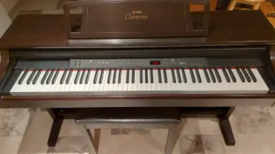 Yamaha Clavinova CLP-860, View more