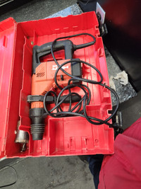 hilti te 25 corded hammer drill like new comes with 3 bits