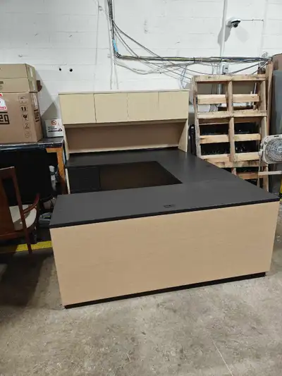 Office workstation, View more