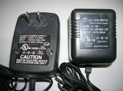Différents adapteurs 120V 60hz 20W, 24W, 15W, 7.5W, 7W, 6W, 4.4W, 3W etc 10 ou 15$ chaque