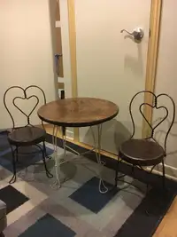 Table et chaises vintage pour enfant