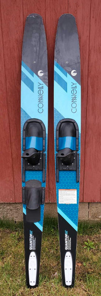 Connely Quantum combo youth/ adult water skis