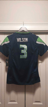New w/tags Youth XL Russell Wilson Seattle Seahawks jersey $45