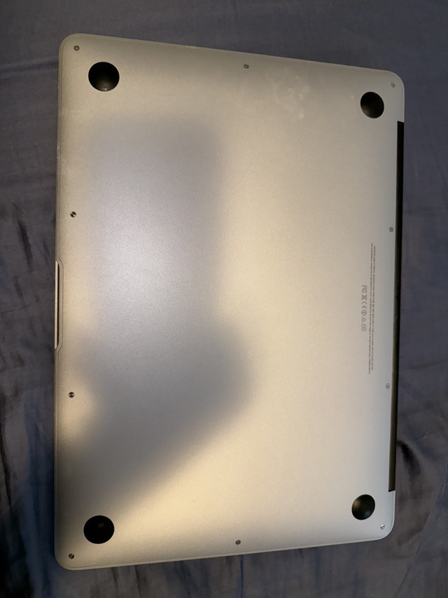 Early 2014 Macbook Air 13 inch 8GB Ram in Laptops in Oshawa / Durham Region - Image 4