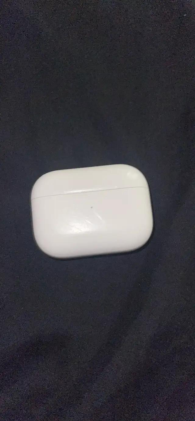 AirPods Pro in Headphones in Edmonton - Image 4