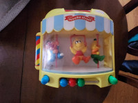 Vintage 1991 Illco Sesame Street Musical Playing Pals Crib Toy,