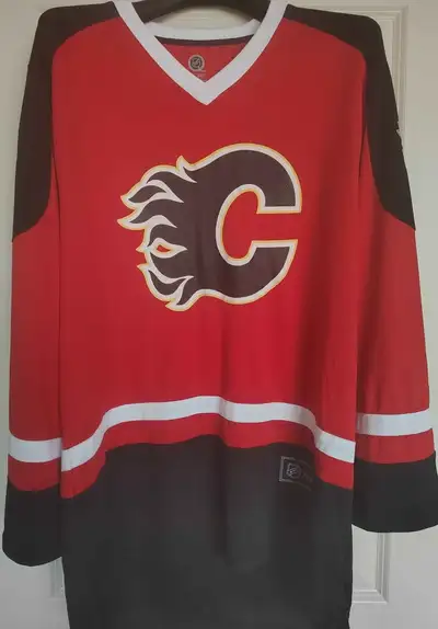 Calgary Flames  L/XL Hockey Jersey, View more