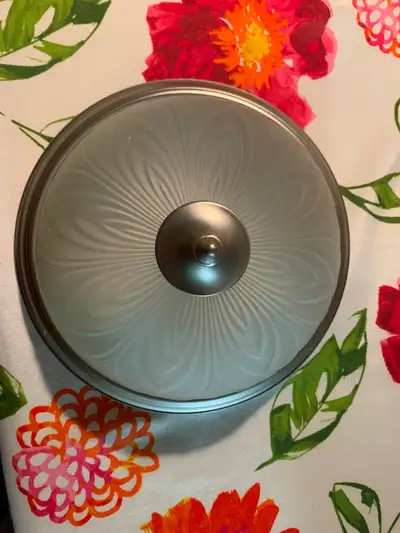 ceiling light or very best offer    xxxx, View more