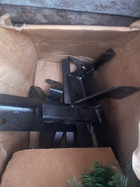 Camper mounts (never bein used )