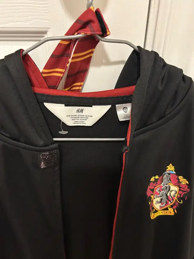 Harry Potter Outfit in Costumes in Oshawa / Durham Region - Image 5