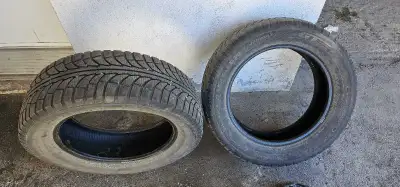 3 Pneus d'hiver usagés 235/60R 18 utilisation 2 hivers a 65$. Veuillez me contacter au 438-393-0404